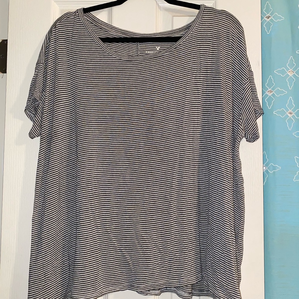 Black/white striped oversized flowy tee